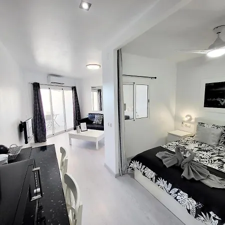 Studio Le Luxe Au Soleil Face A La Mer Torremolinos Buitenkant foto