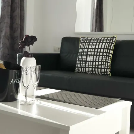 Studio Le Luxe Au Soleil Face A La Mer Torremolinos Buitenkant foto
